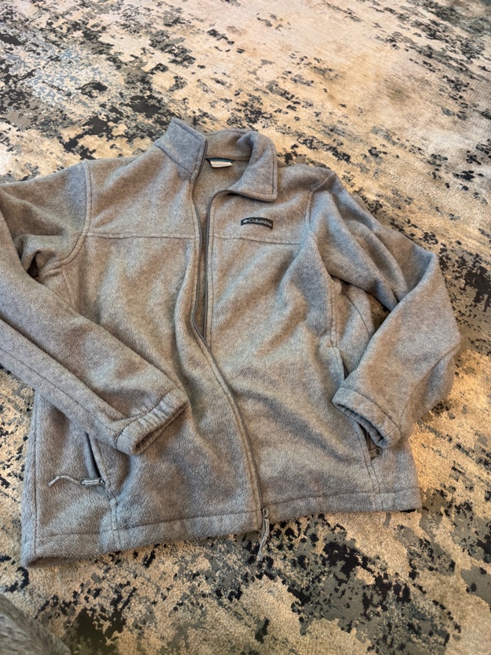 Columbia Men's Light Gray Fleece Full-Zip Jacket. Size M